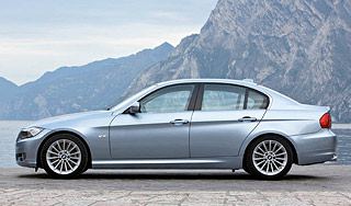   BMW 3-   