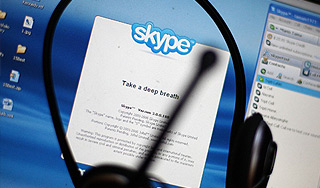   Skype  