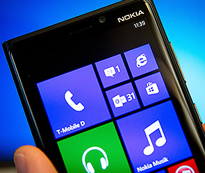 Microsoft купила мобильный бизнес Nokia