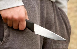 Пьяный суражанин угрожал ножом беременной жене