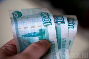 Житель Унечи пытался подкупить полицейского за три тысячи рублей
