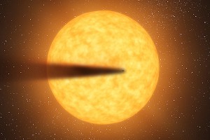 Новая комета пережила встречу с Солнцем