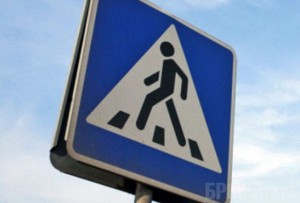 Водитель автомобиля в Клинцах сломал ногу 11-летнему ребенку