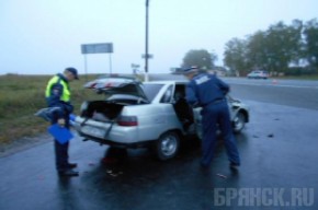 В автокатастрофе под Новозыбковом погиб человек