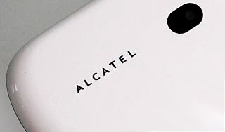 Alcatel работает над собственным планшетом