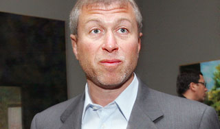 Абрамович вынужден экономить на "Челси" Абрамович вынужден экономить на "Челси"