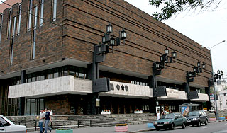 ������ �������� ����� ������� �� 6 ���