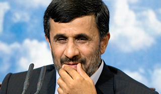 Освобождена дочь противника Ахмадинежада