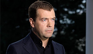 Медведев назначил посла на Украину