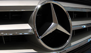 Mercedes     Renault