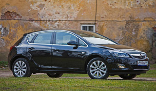 ТЕСТ-ДРАЙВ: Opel Astra пригласила в Прибалтику