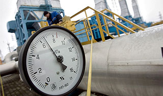 "Газпром" перекрыл белорусам газ на 60%