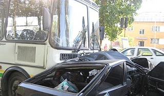 На Урале в ДТП с автобусом погибли четверо