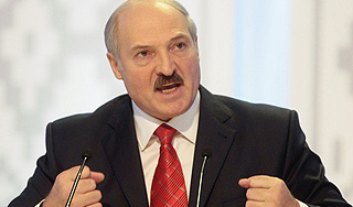 Лукашенко запретил белорусам болтать