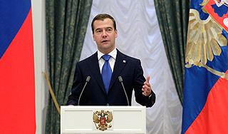 Медведев начинал карьеру с дворника