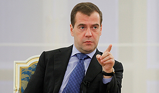 Медведев ответил Хиллари Клинтон
