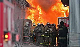 Юго-восток Москвы окутало дымом от пожара