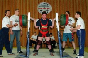 Александр Дрогобужев, серебряный призер первенства в весовой категории до 110 кг