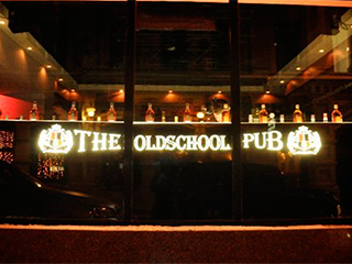 : Old School Pub