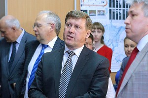 Зачем мэр Новосибирска борется с ПАРНАСом