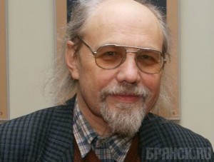 Марк Белодубровский