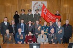 Ветераны получили Знамя Победы